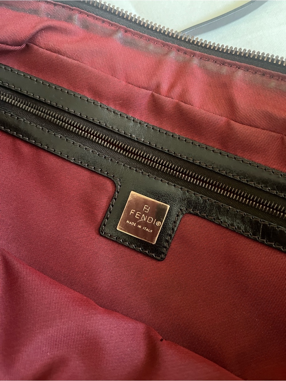 Designer Fendi suede purse in olive green. - Picture 5 of 6